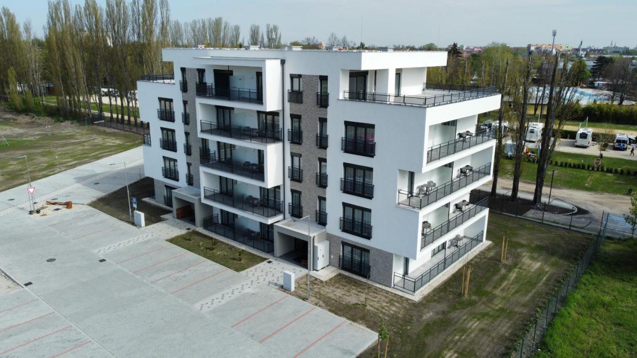 Rivapark Lägenhet Dunajská Streda Exteriör bild